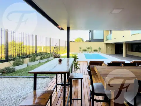 Casa en Venta al Este