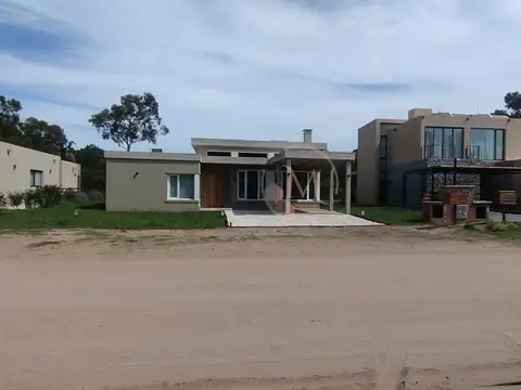 Casa en Alquiler Temporal de 4 dormitorios