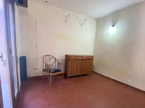 Depto Tipo Casa en Alquiler en Villa Primera, $ 650.000