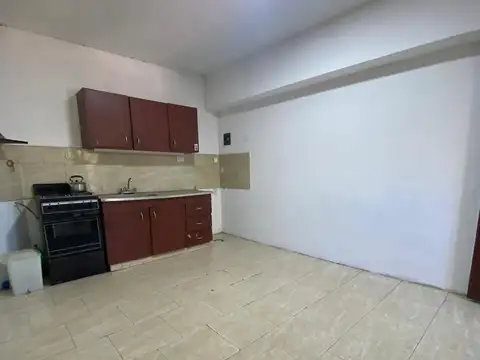 Depto Tipo Casa en Alquiler de 4 ambientes