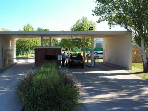 137 entre 90 y 96 2900, Piso 0