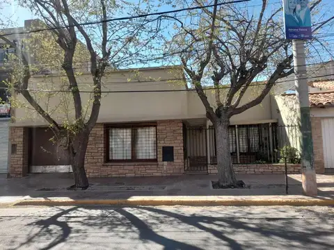 Casa en Venta en Coronel Dorrego, Guaymallén