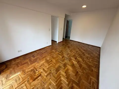 Cavour 3006 , Piso 6