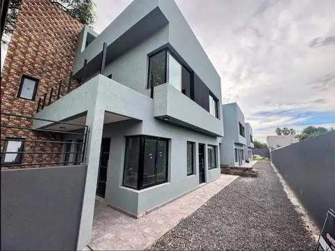 Carmen De Avellaneda 350