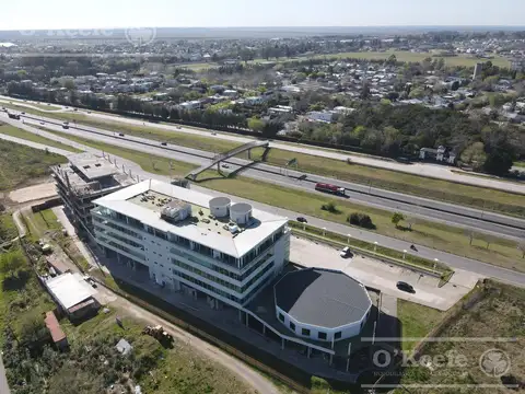 Oficina en Alquiler en Guillermo E Hudson, USD 420