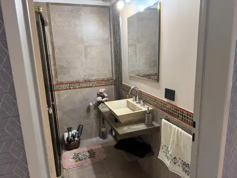 Casa en Venta en Barrio Parque Leloir, USD 250.000