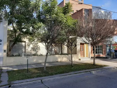 Mitre 700