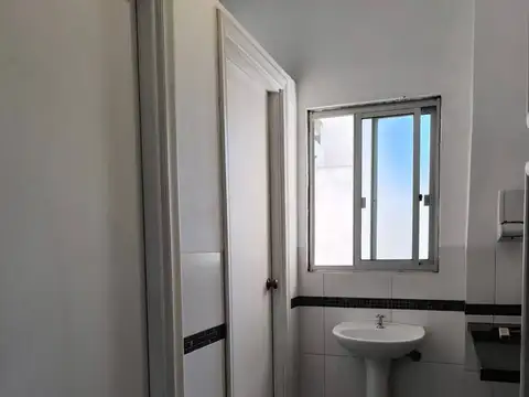 Oficina en Alquiler en Aguada , $U 9.000