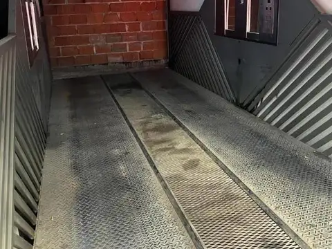 Cochera en venta en Nueva Córdoba, Pueyrredón 60