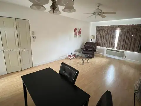 Casa Monoambiente con 1 baño