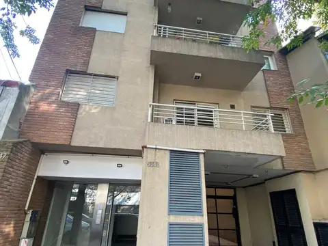 Venta - Hermoso Monoambiente - *Villa Luro*