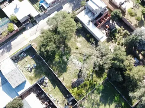 Terreno en venta en Juana Koslay - Calle Primero de Mayo