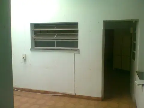 SAN LORENZO 4300 VENTA CASA 3 DORMITORIOS