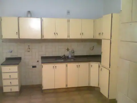 San Lorenzo 4300