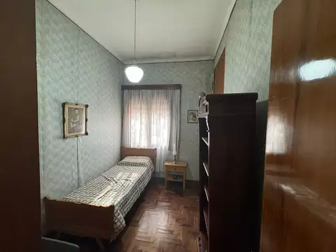 Casa 5 ambientes con 1 baño