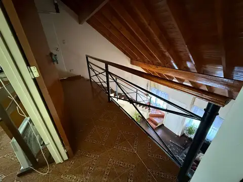 VENTA CASA 7 AMBIENTES EL PALOMAR  MORON