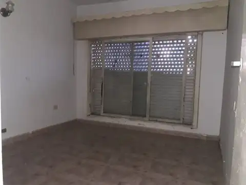 Casa en Venta en Gregorio de Laferrere, USD 130.000