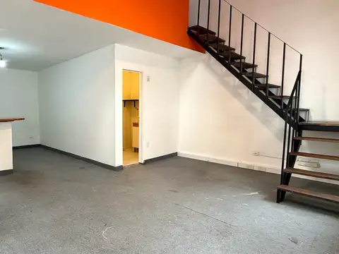 Oficina 2 ambientes con 1 baño