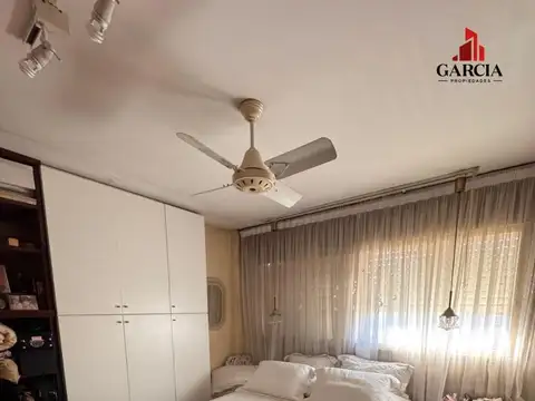 VENDE DEPARTAMENTO 3 DORMITORIOS CON COCHERA CUBIERTA