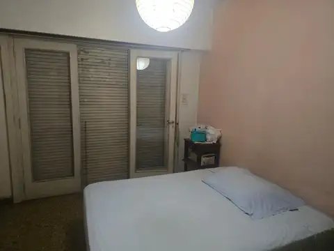 Depto Tipo Casa 4 ambientes con 2 baños