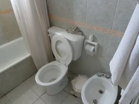 Muy lindo departamento con cochera y bajas expensas