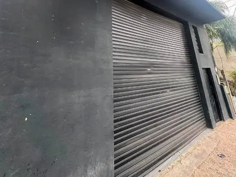 Local Comercial en Venta sobre Av. Pedro Díaz – Excelente Ub