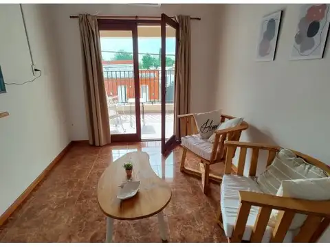 Belgrano 1100 , Piso 1