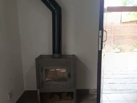 Casa en Alquiler con 1 cochera