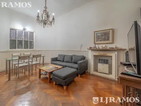 Departamento 6 ambientes con 3 baños