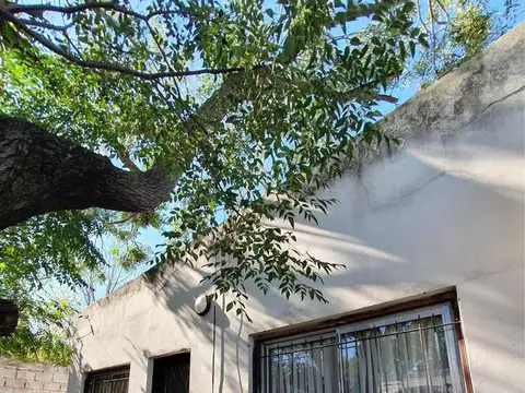 Depto Tipo Casa 2 ambientes con 1 baño