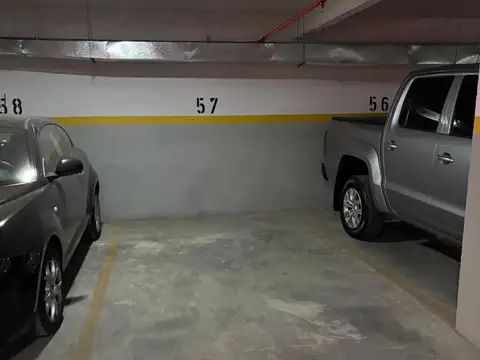 ALQUILER COCHERA CUBIERTA ZONA UADE A ESTRENAR