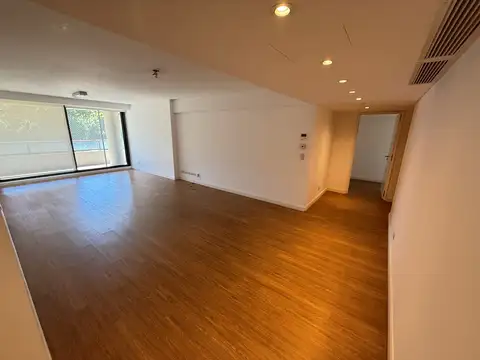 Departamento en Venta con 3 cocheras