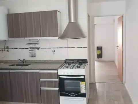 Depto Tipo Casa en Venta en Villa Pueyrredon, USD 113.000