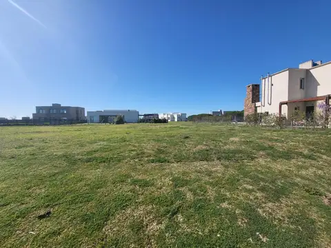 Terreno en Venta 35  mts Fondo