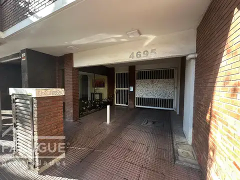 Departamento en Alquiler en Villa Ballester, $ 650.000