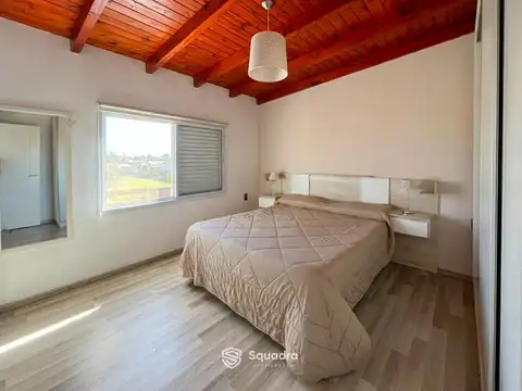 Casa 7 ambientes con 3 baños
