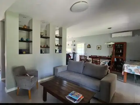 Casa en Venta en Pilar del Este - Santa Guadalupe, USD 214.000