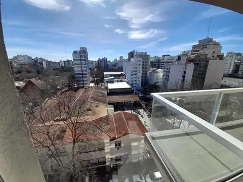 Semipiso 3 ambientes - Cochera y baulera