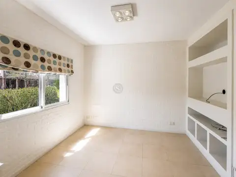 Casa en Venta en La Caballeriza, USD 350.000