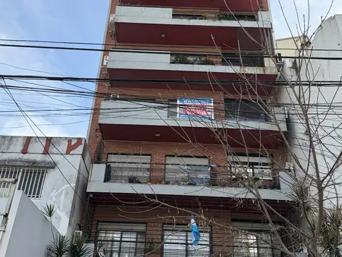 Avenida Eva Perón 1000, Piso 3