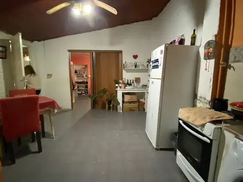 Casa 3 ambientes con 1 baño