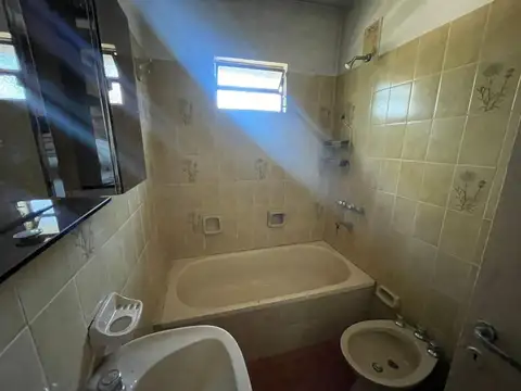 DEPARTAMENTO 2 AMBIENTES BALCON PARQUE AVELLANEDA