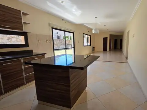 Casa en Venta al Este