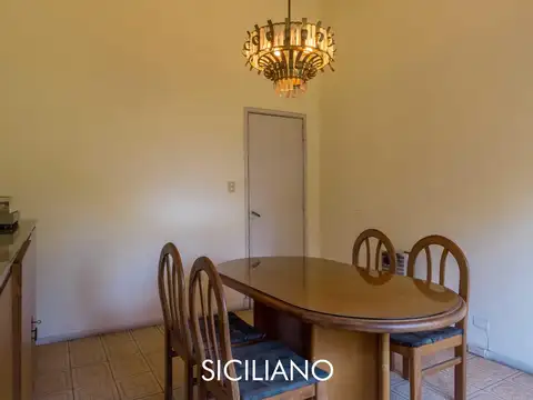 Depto Tipo Casa en Venta 27 años