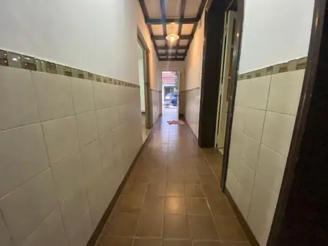 Casa en alquiler. San Carlos Centro