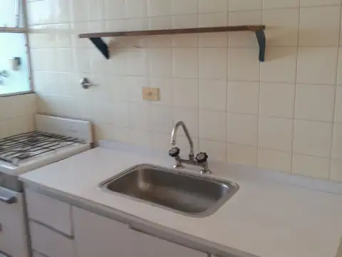 Departamento en Alquiler en Liniers, $ 350.000