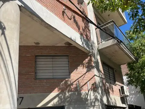 DEPARTAMENTO DE 1 DORMITORIO EN VENTA– S. BAYO  Y RIOJA