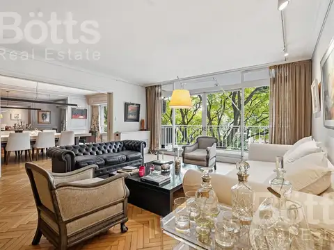 Departamento en Venta de 4 dormitorios