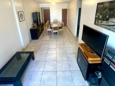 Departamento 4 ambientes con 3 baños