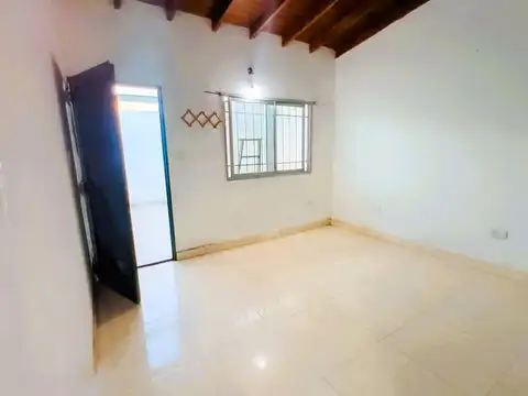 Depto Tipo Casa en Venta en Villa Santos Tesei, USD 38.000